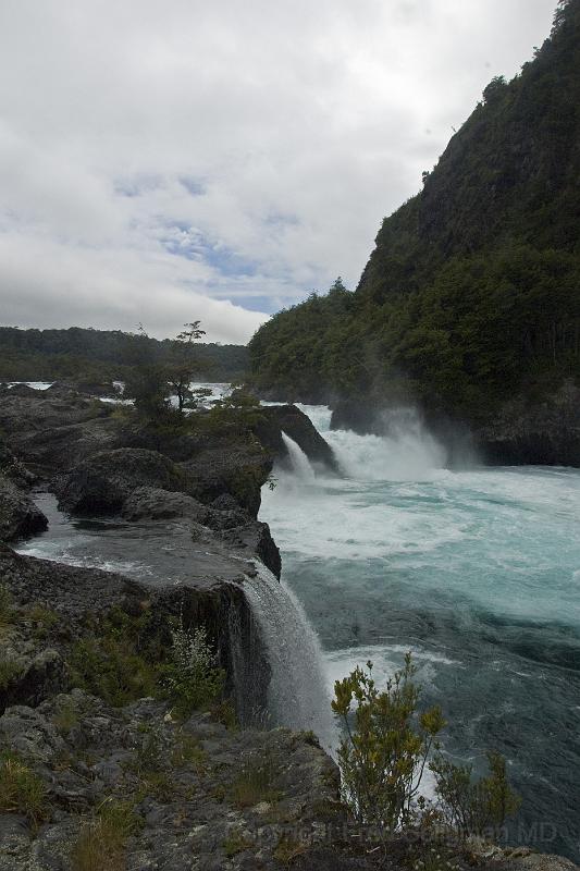 20071219 121158 D2X 2800x4200.jpg - Petrohue River Water Falls, Vicente Perez Rosales National Park, Chile